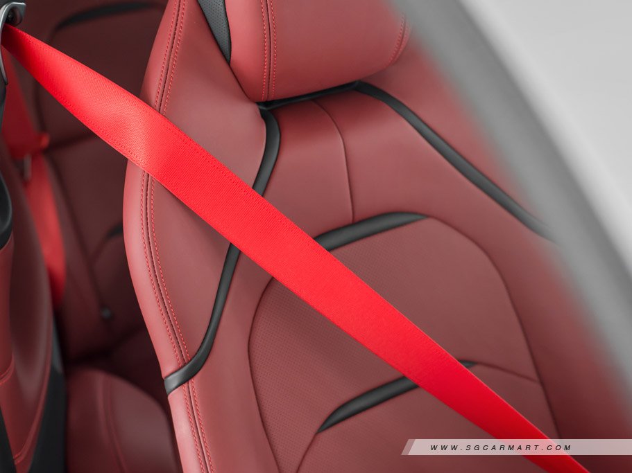 https://i.i-sgcm.com/new_cars/cars/11851/11851_g26