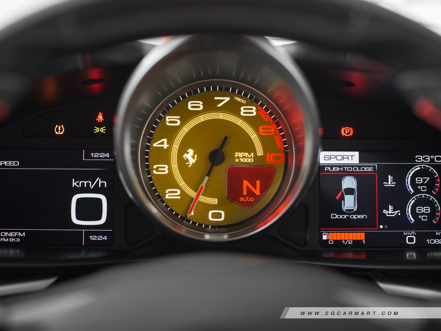 https://i.i-sgcm.com/new_cars/cars/11851/11851_g32