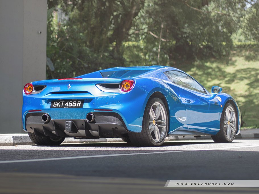 https://i.i-sgcm.com/new_cars/cars/11852/11852_g17