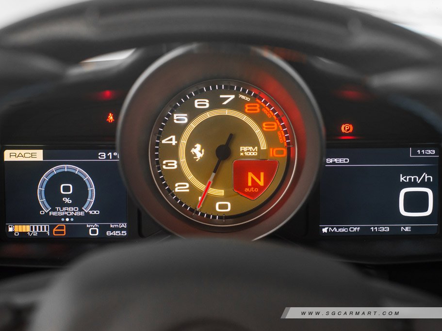 https://i.i-sgcm.com/new_cars/cars/11852/11852_g26