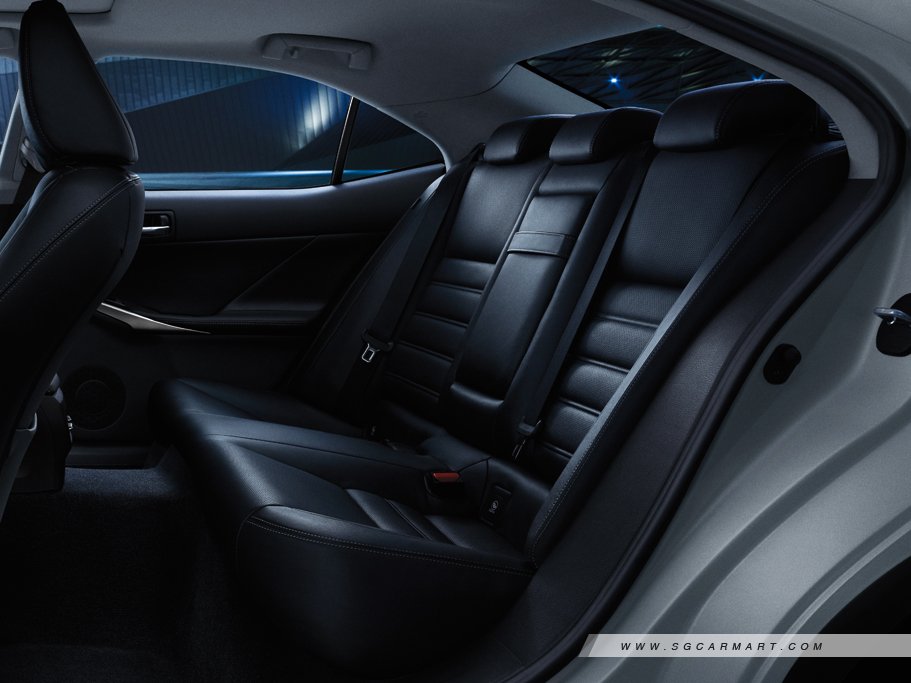 https://i.i-sgcm.com/new_cars/cars/11855/11855_g11