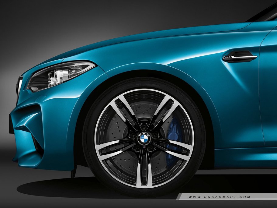 https://i.i-sgcm.com/new_cars/cars/11857/11857_g12
