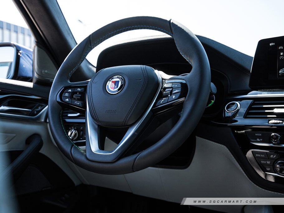 https://i.i-sgcm.com/new_cars/cars/11859/11859_g17