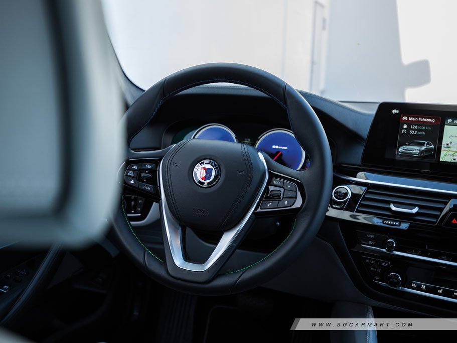 https://i.i-sgcm.com/new_cars/cars/11859/11859_g18