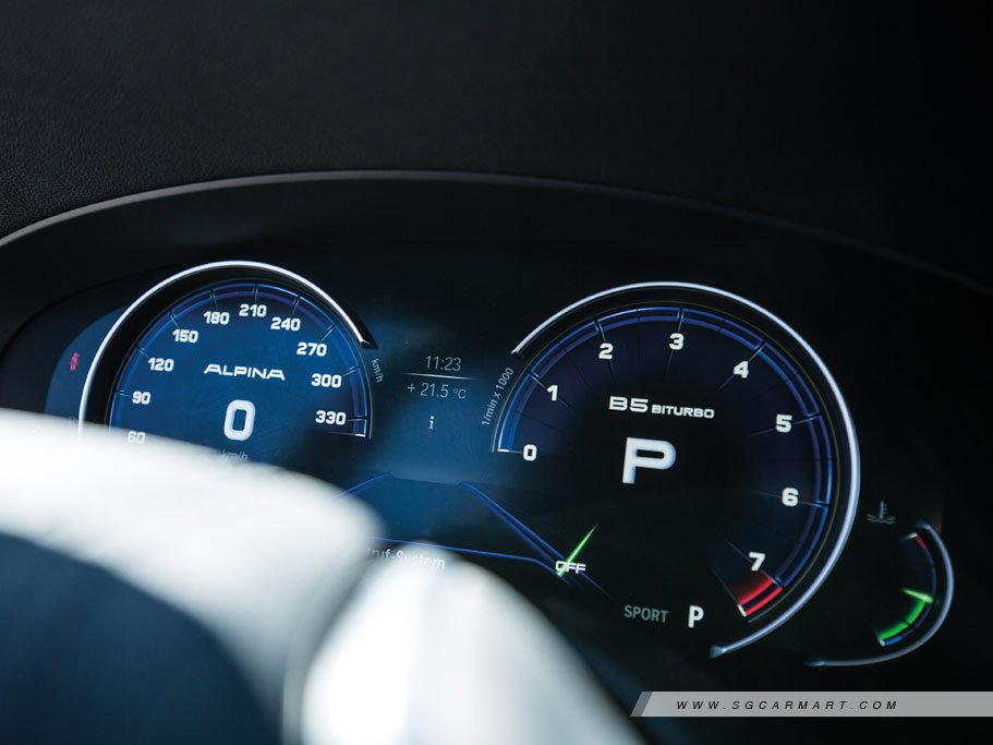 https://i.i-sgcm.com/new_cars/cars/11859/11859_g20