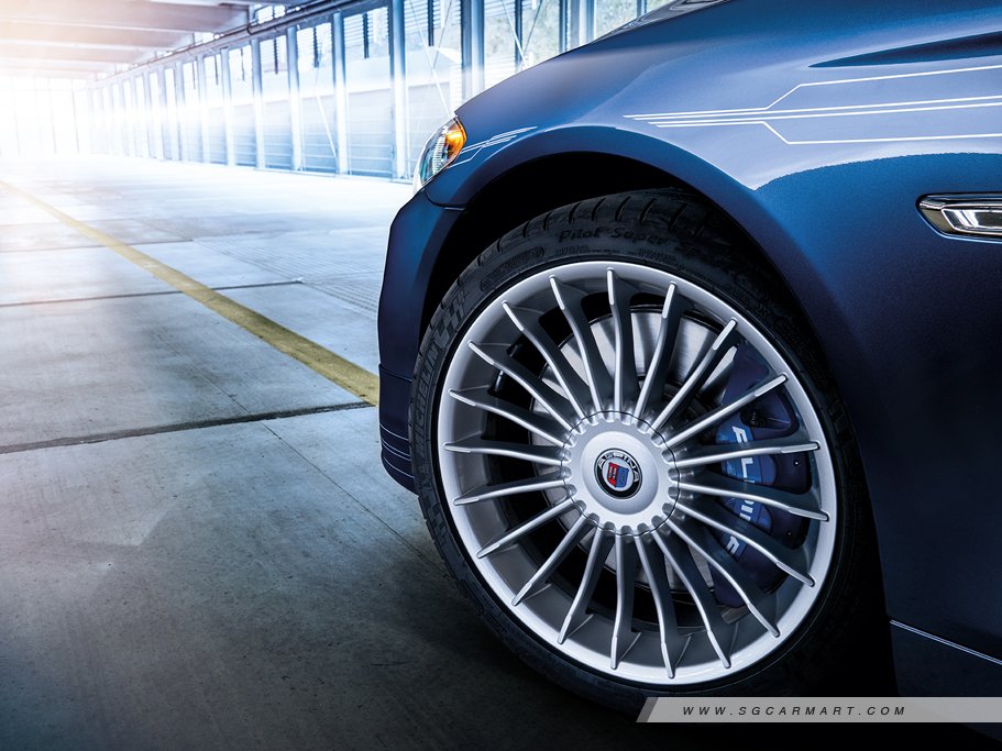 https://i.i-sgcm.com/new_cars/cars/11859/11859_g5