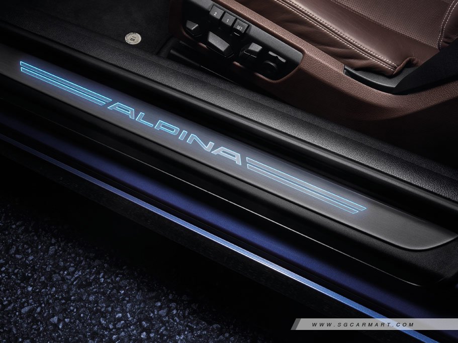 https://i.i-sgcm.com/new_cars/cars/11863/11863_g12