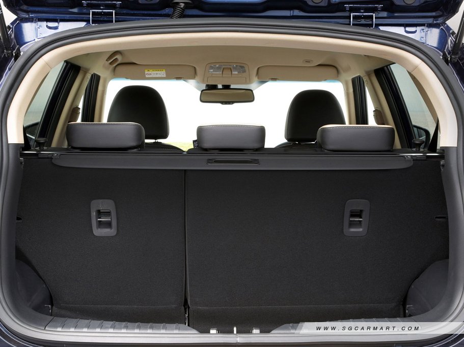 https://i.i-sgcm.com/new_cars/cars/11876/11876_g12