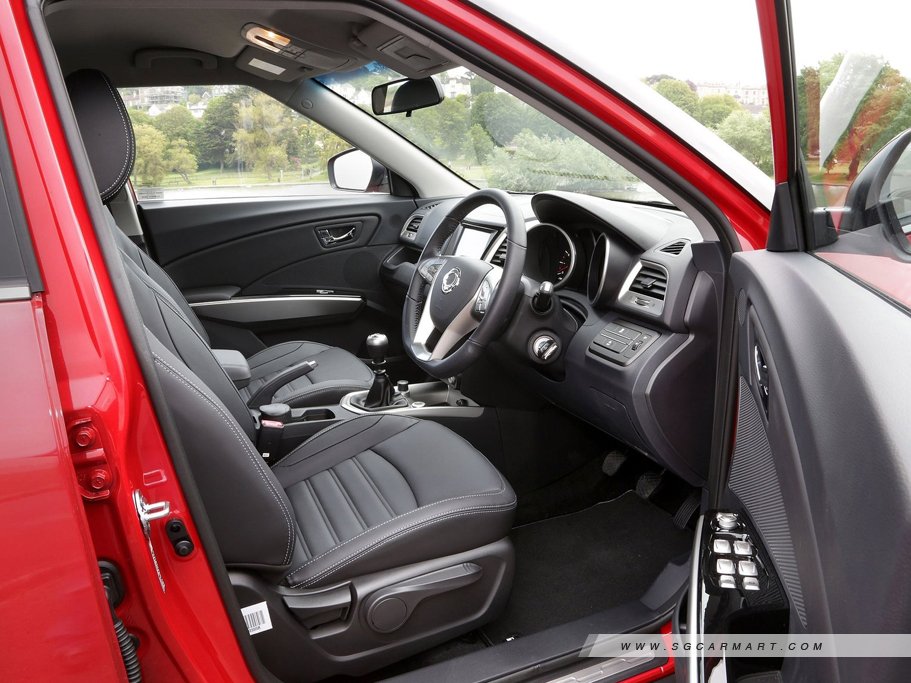 https://i.i-sgcm.com/new_cars/cars/11876/11876_g9