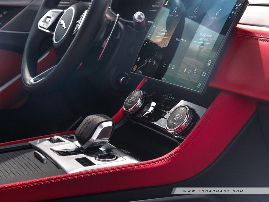 https://i.i-sgcm.com/new_cars/cars/11879/11879_g122