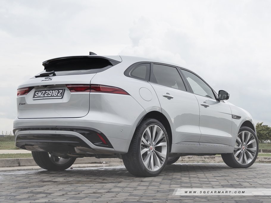 https://i.i-sgcm.com/new_cars/cars/11879/11879_g126
