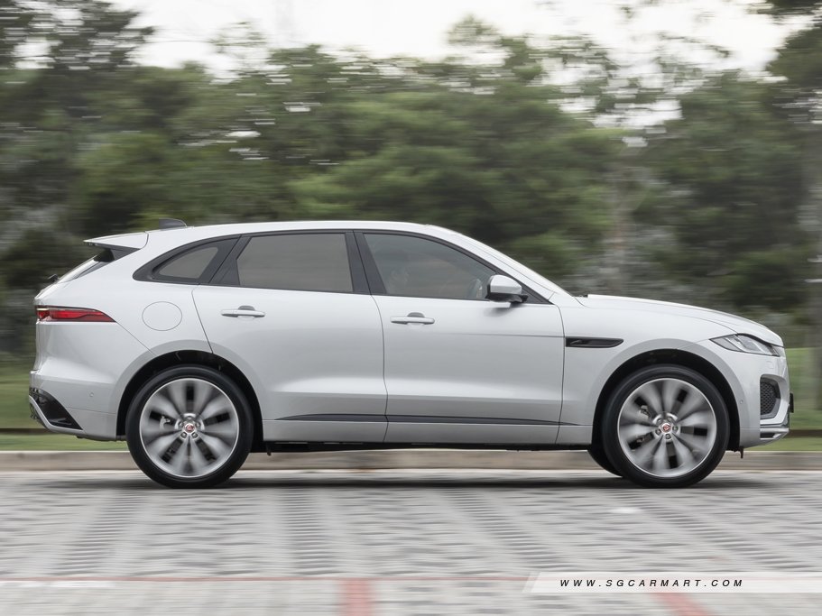 https://i.i-sgcm.com/new_cars/cars/11879/11879_g128