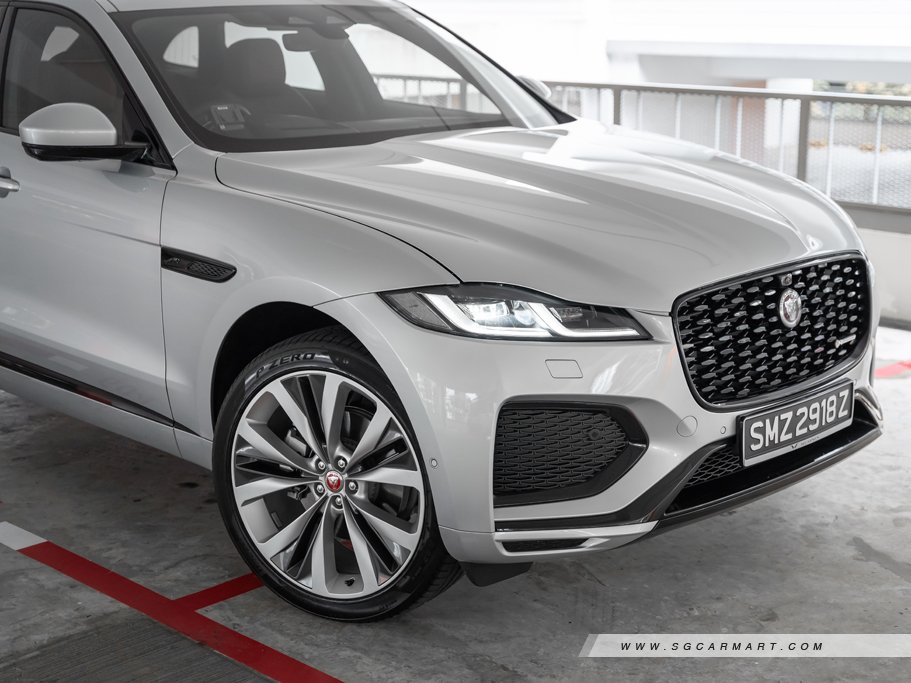 https://i.i-sgcm.com/new_cars/cars/11879/11879_g130