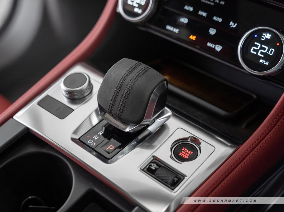 https://i.i-sgcm.com/new_cars/cars/11879/11879_g161