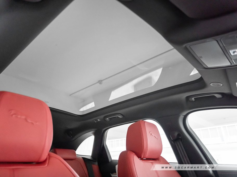 https://i.i-sgcm.com/new_cars/cars/11879/11879_g163