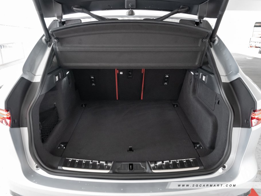 https://i.i-sgcm.com/new_cars/cars/11879/11879_g170