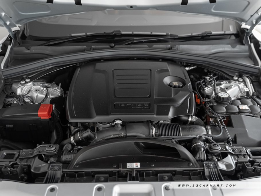 https://i.i-sgcm.com/new_cars/cars/11879/11879_g173
