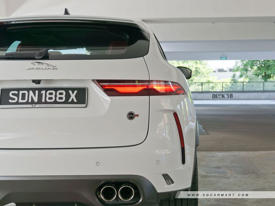 https://i.i-sgcm.com/new_cars/cars/11879/11879_g213