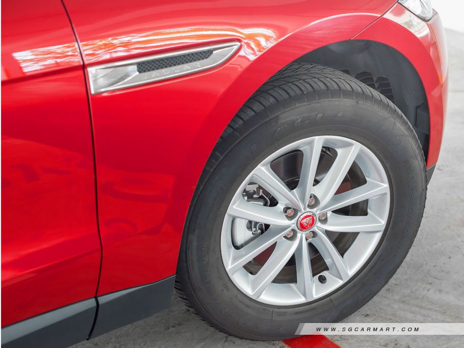 https://i.i-sgcm.com/new_cars/cars/11879/11879_g23