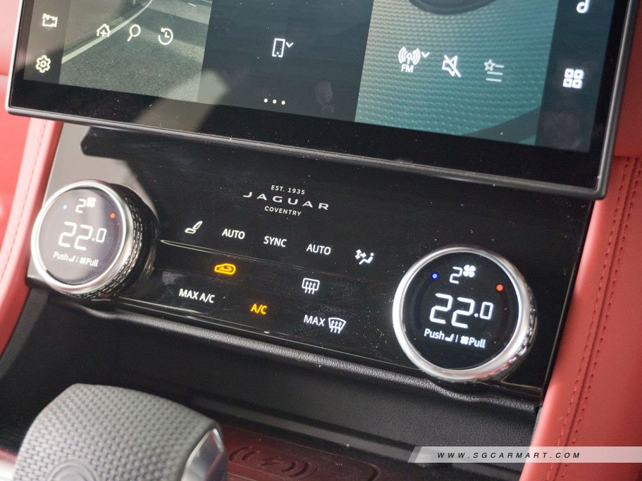 https://i.i-sgcm.com/new_cars/cars/11879/11879_g245