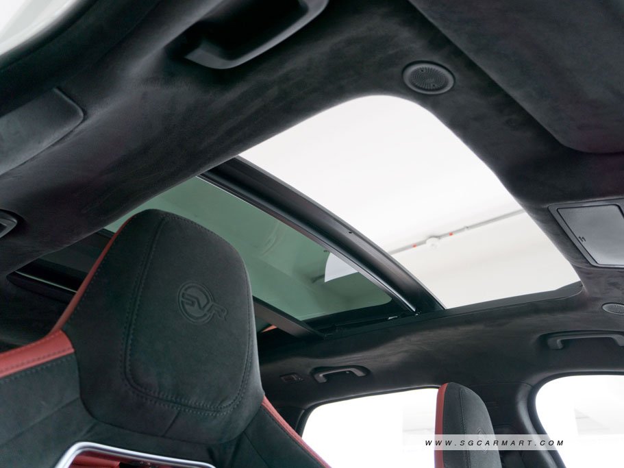 https://i.i-sgcm.com/new_cars/cars/11879/11879_g251