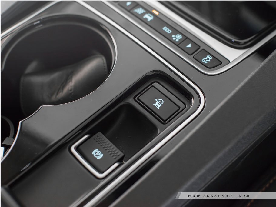 https://i.i-sgcm.com/new_cars/cars/11879/11879_g36