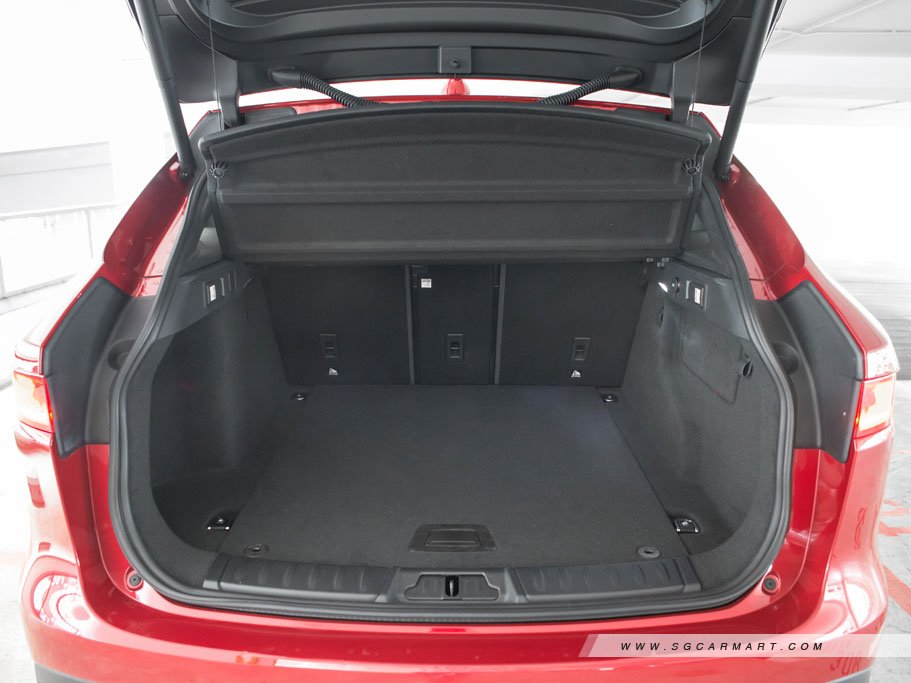 https://i.i-sgcm.com/new_cars/cars/11879/11879_g37