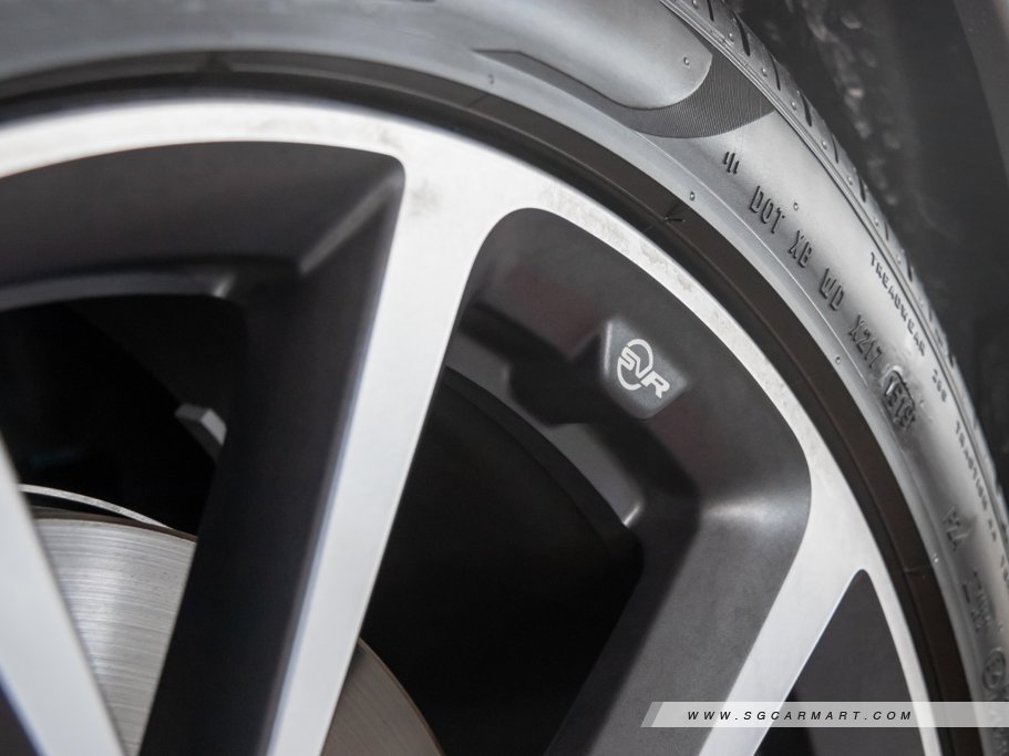 https://i.i-sgcm.com/new_cars/cars/11879/11879_g78