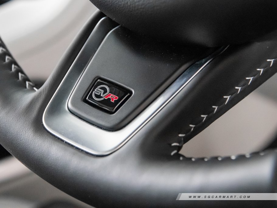 https://i.i-sgcm.com/new_cars/cars/11879/11879_g92