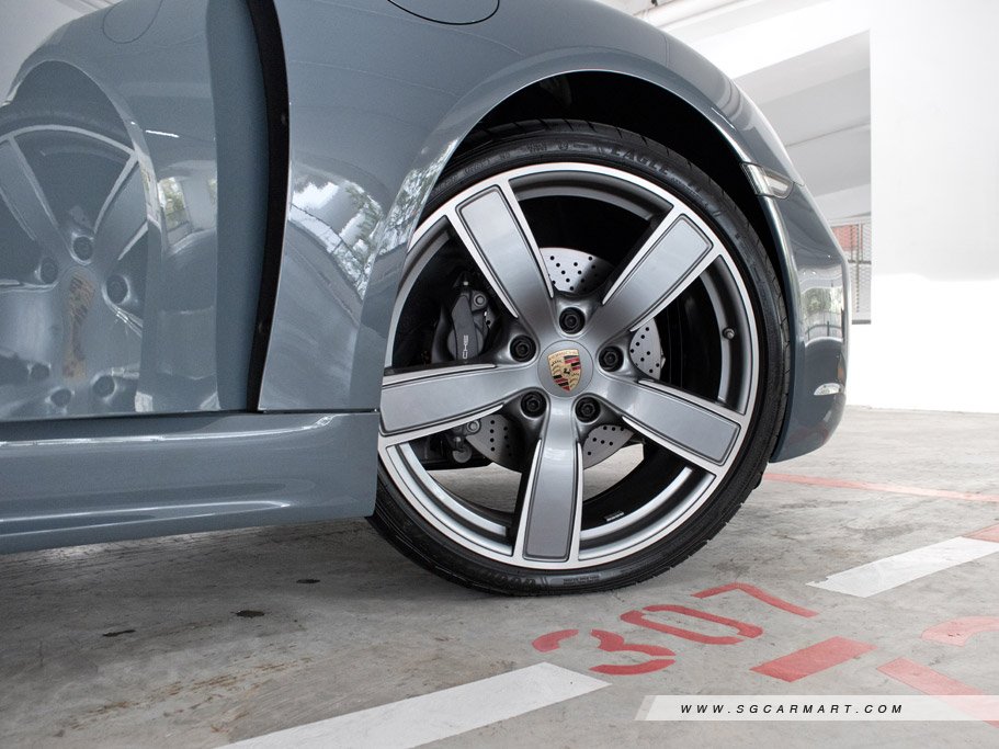 https://i.i-sgcm.com/new_cars/cars/11880/11880_g21