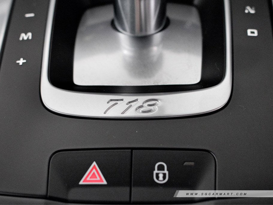 https://i.i-sgcm.com/new_cars/cars/11880/11880_g31