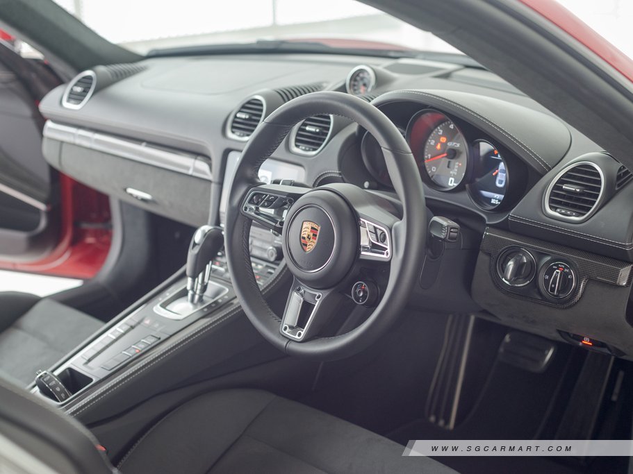https://i.i-sgcm.com/new_cars/cars/11880/11880_g45