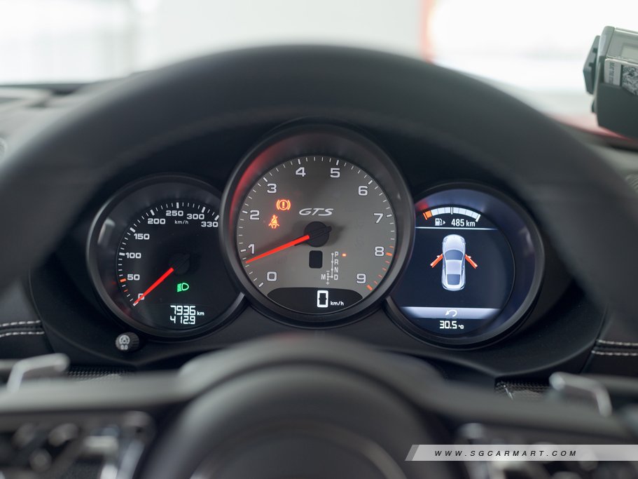 https://i.i-sgcm.com/new_cars/cars/11880/11880_g46