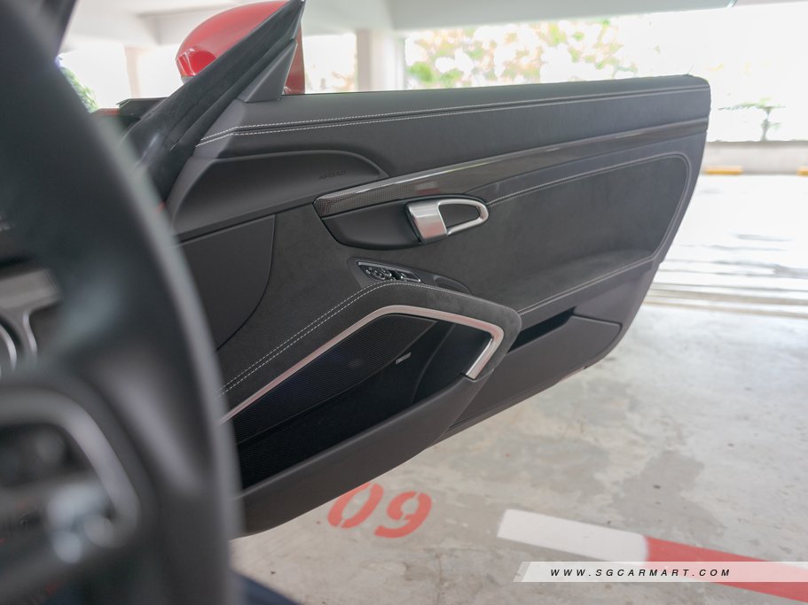 https://i.i-sgcm.com/new_cars/cars/11880/11880_g51