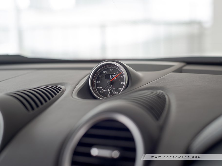 https://i.i-sgcm.com/new_cars/cars/11880/11880_g52