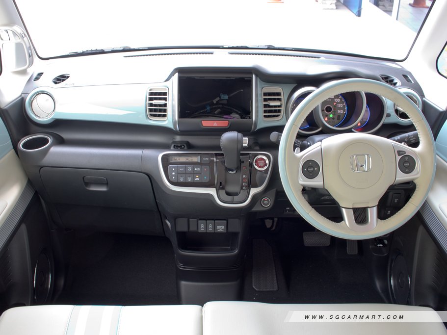 https://i.i-sgcm.com/new_cars/cars/11881/11881_g33