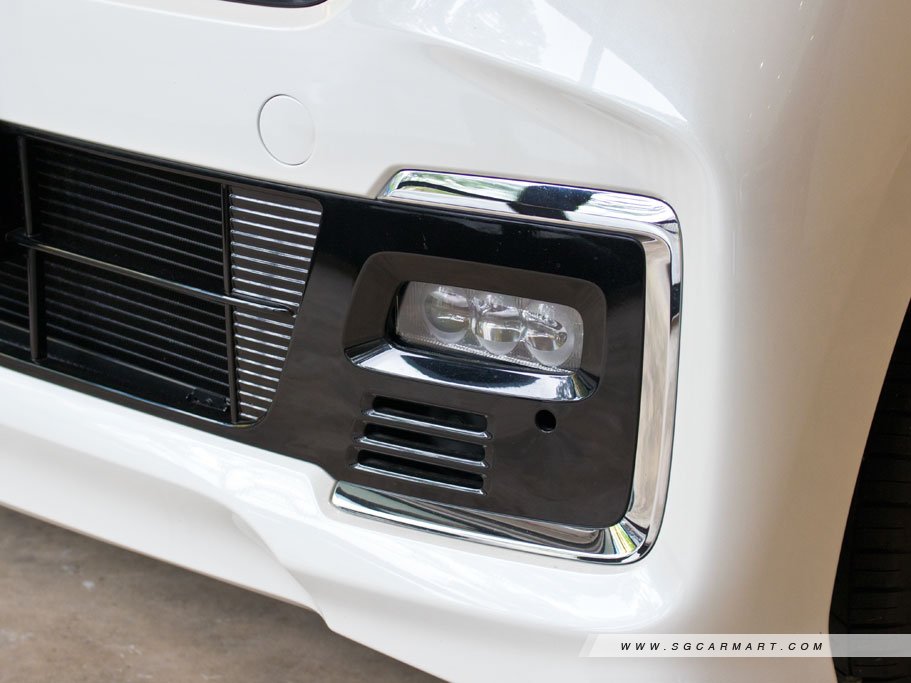 https://i.i-sgcm.com/new_cars/cars/11881/11881_g84