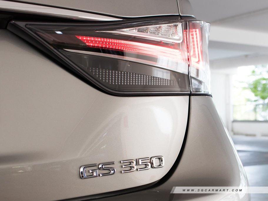 https://i.i-sgcm.com/new_cars/cars/11885/11885_g26