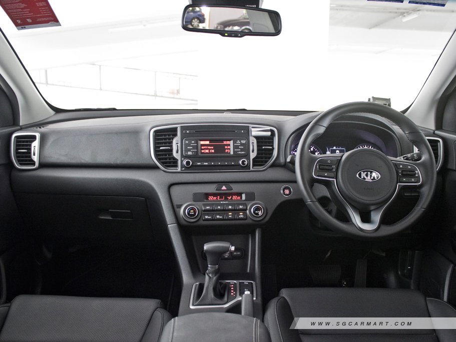 https://i.i-sgcm.com/new_cars/cars/11893/11893_g37