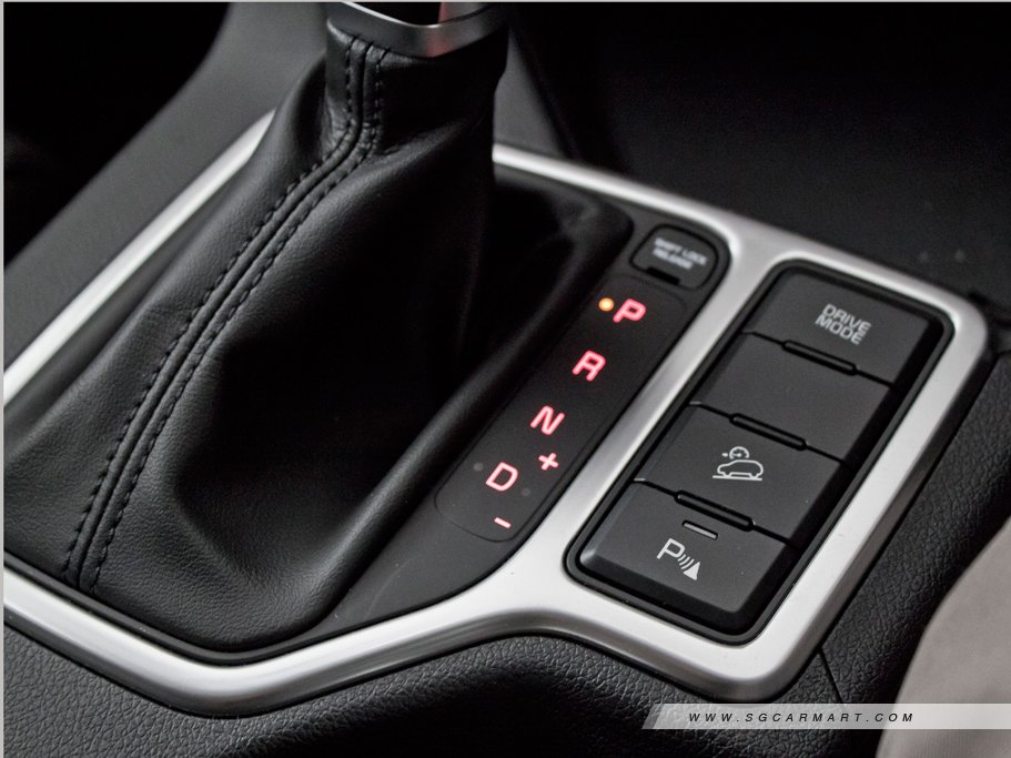 https://i.i-sgcm.com/new_cars/cars/11893/11893_g43