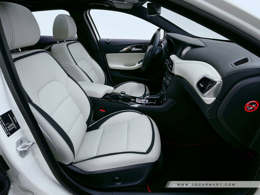 https://i.i-sgcm.com/new_cars/cars/11897/11897_g11
