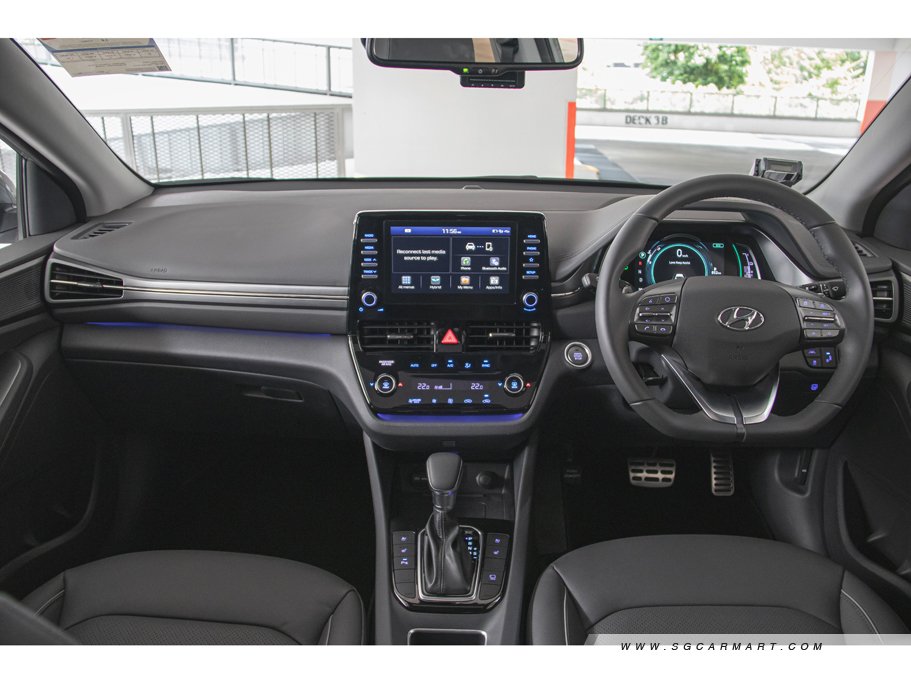 https://i.i-sgcm.com/new_cars/cars/11898/11898_g93