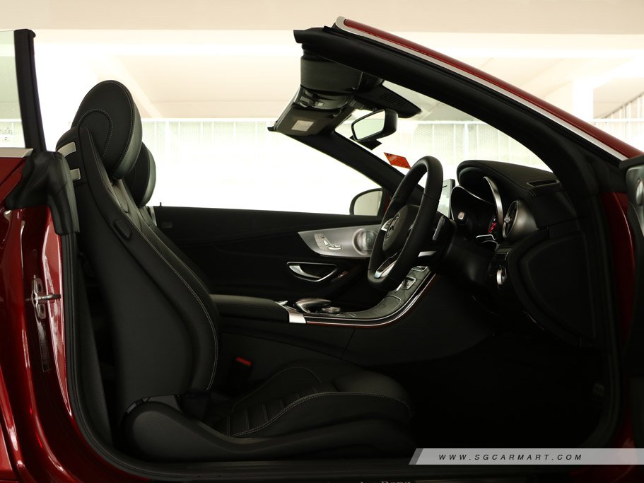 https://i.i-sgcm.com/new_cars/cars/11900/11900_g23