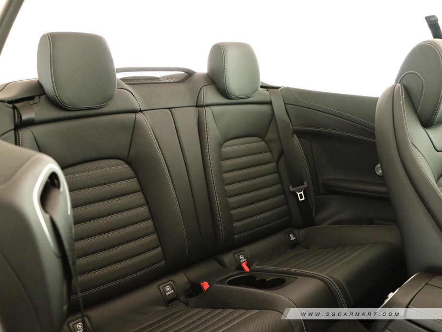 https://i.i-sgcm.com/new_cars/cars/11900/11900_g24
