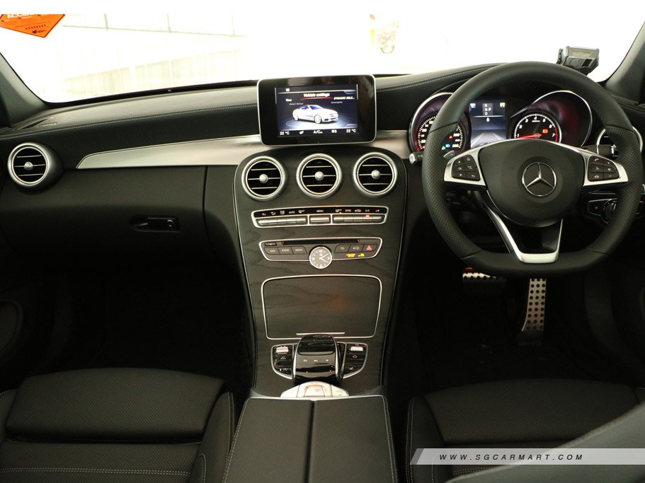 https://i.i-sgcm.com/new_cars/cars/11900/11900_g25