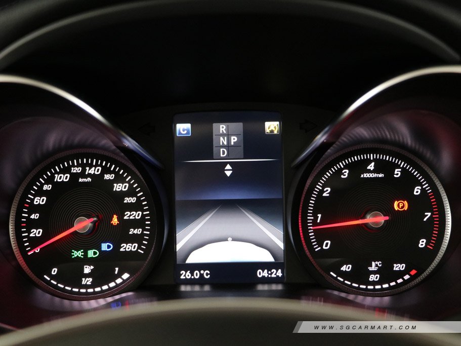 https://i.i-sgcm.com/new_cars/cars/11900/11900_g27