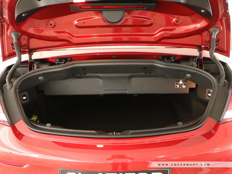 https://i.i-sgcm.com/new_cars/cars/11900/11900_g31