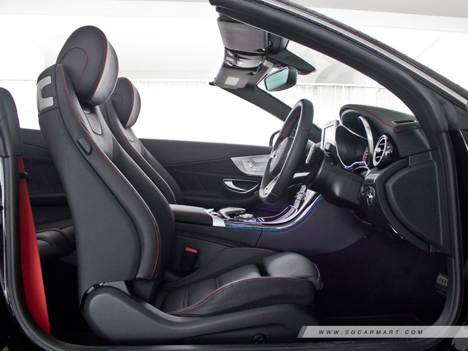 https://i.i-sgcm.com/new_cars/cars/11900/11900_g73