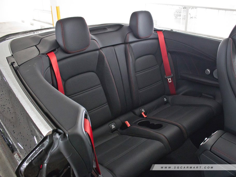 https://i.i-sgcm.com/new_cars/cars/11900/11900_g74