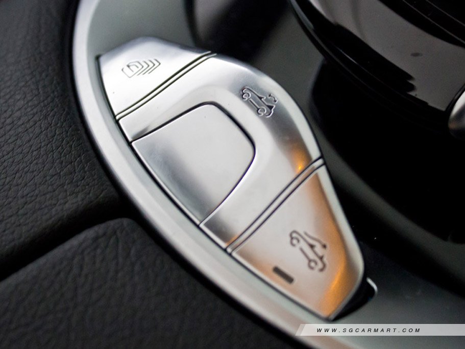 https://i.i-sgcm.com/new_cars/cars/11900/11900_g83